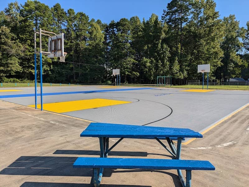 Royal Giants Park - Image 1