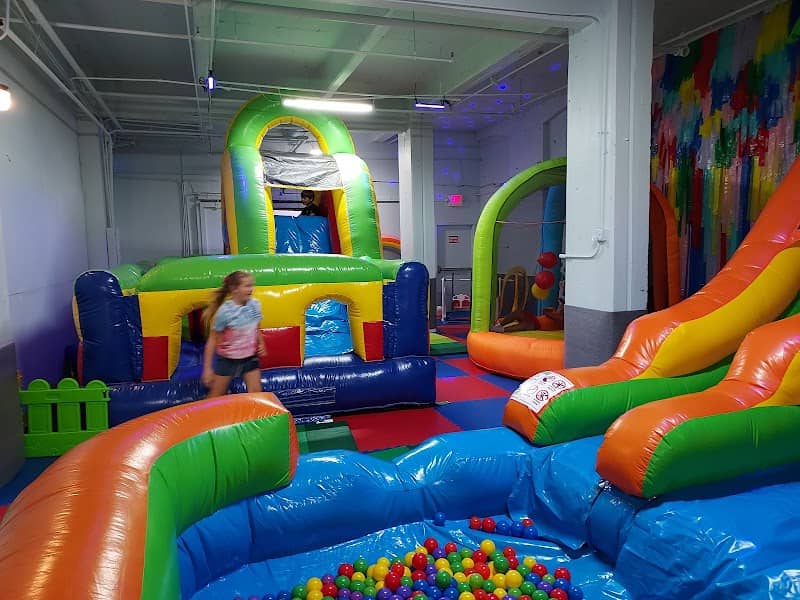 House of Bounce Batavia - Image 1