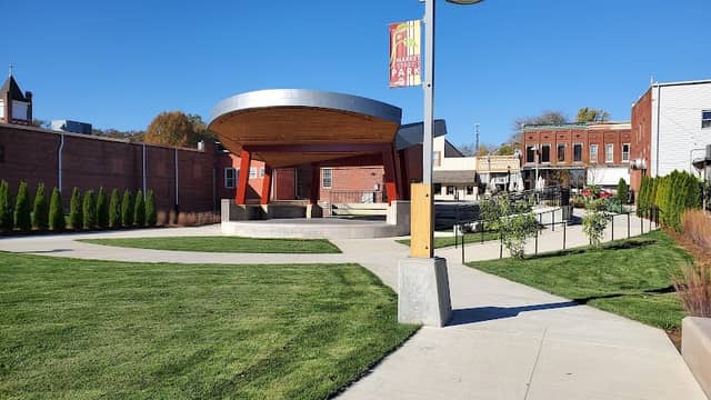 Market Street Park - Image 2