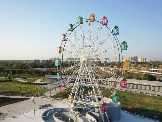Atal Sarovar Ferris Wheel - Image 2