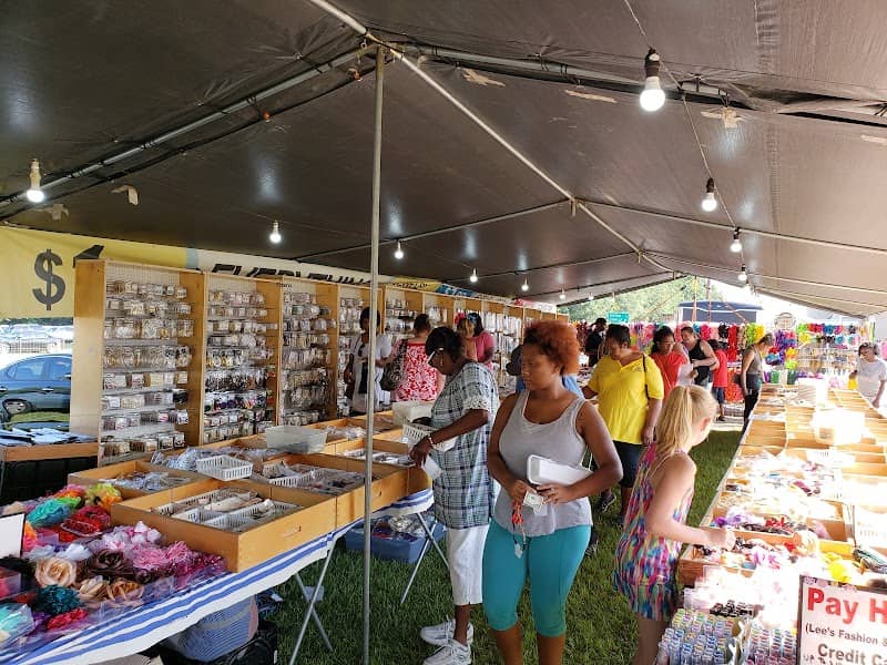Santuck Flea Market - Image 1