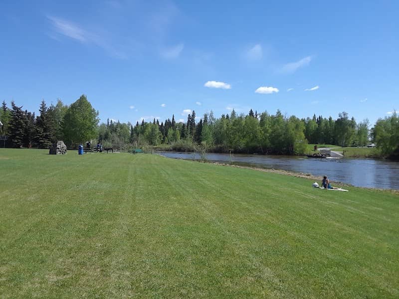 Snedden Memorial Park - Image 1
