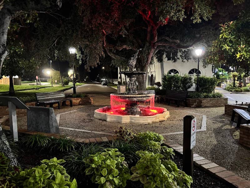 Fountain Park - Image 2