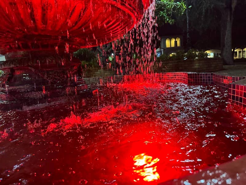 Fountain Park - Image 1