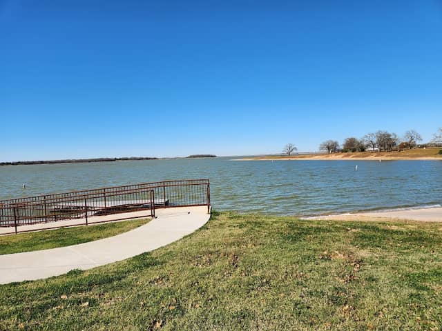 Lake Bryan - Image 2