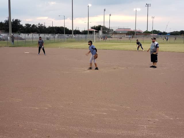 Los Encinos Park - Image 1