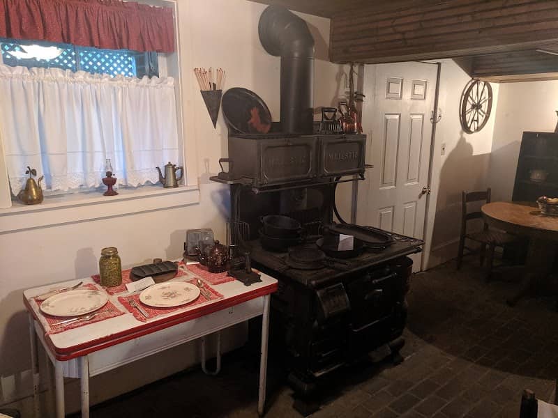June Tolliver House - Image 2