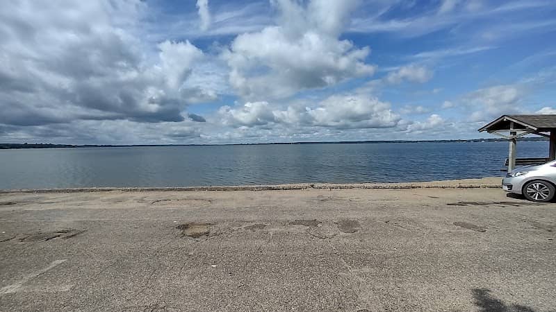 Glenwood Public Beach - Image 1