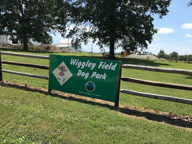 Wiggly Field Dog Park - Image 1