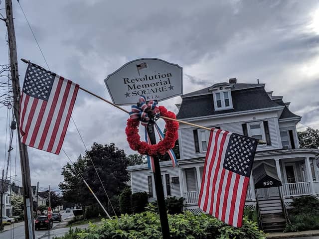 Revolution Memorial Square - Image 2