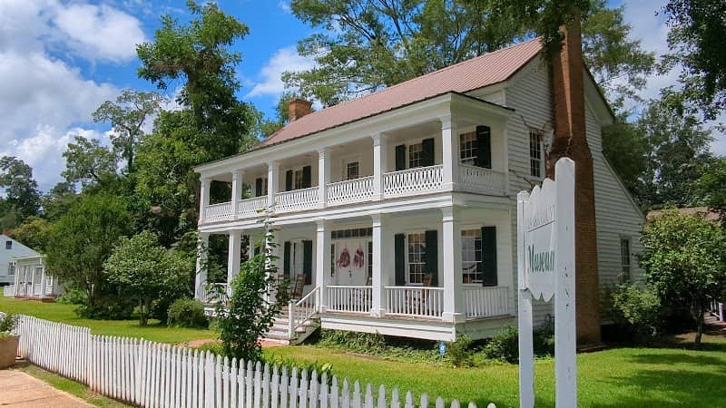 Clarke Co Historical Museum - Image 1