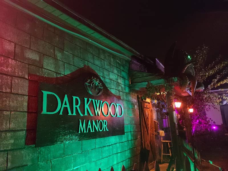 DarkWood Manor - Image 2
