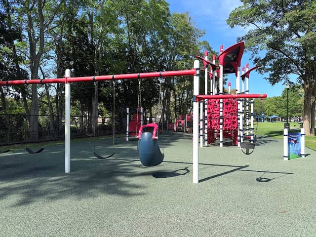 Taunton Splash Park - Image 2