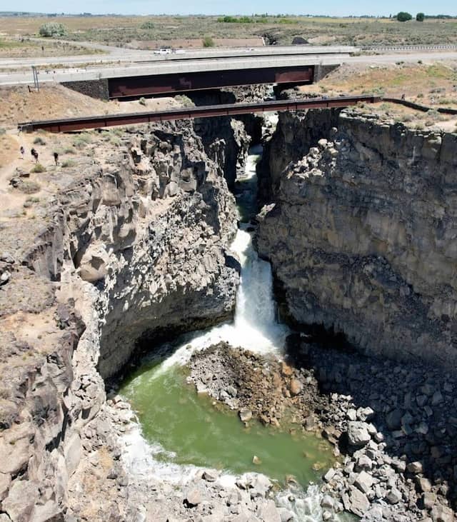Devils Washbowl - Image 1
