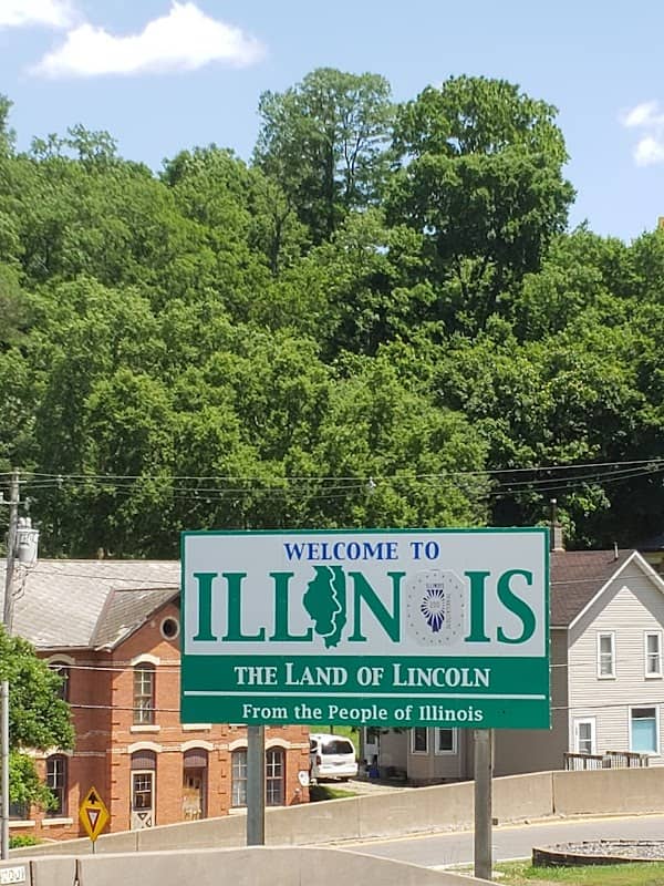 Welcome To Illinois Sign - Image 1