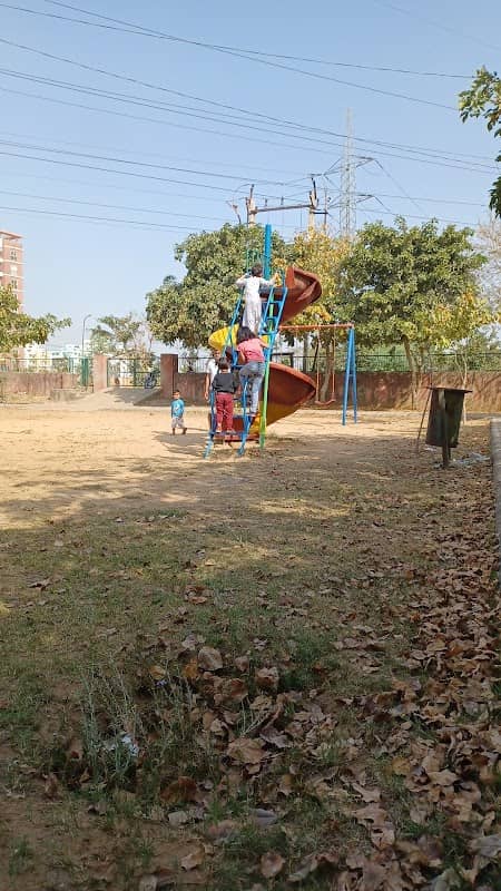 Kids Park - Image 1