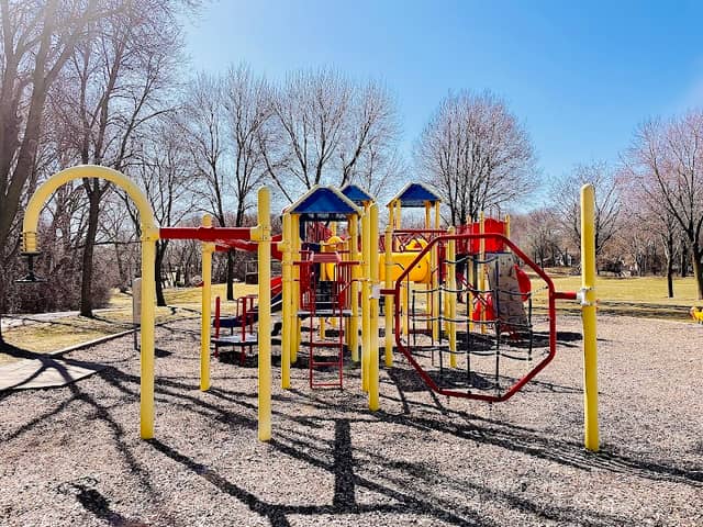Dakota Heights Park - Image 1