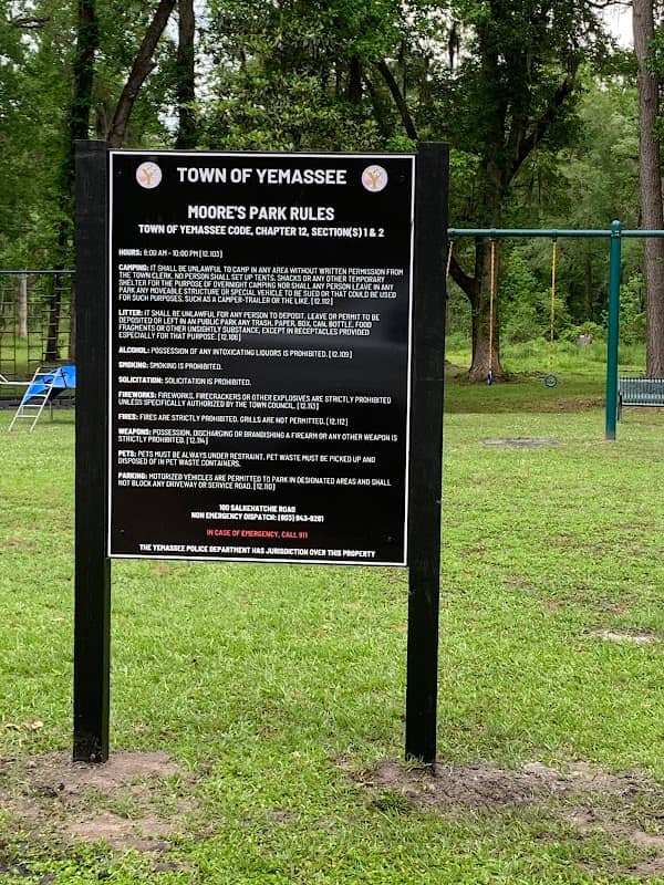 Moore’s Park - Image 1