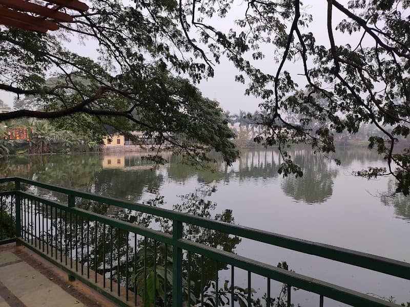 Rajbari Lake Garden - Image 2