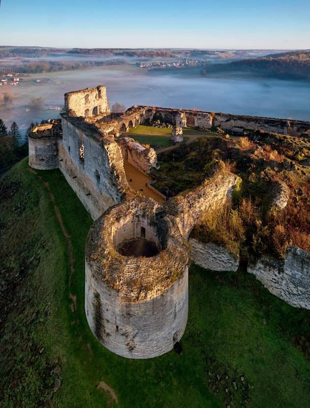 Coucy Castle - Image 1