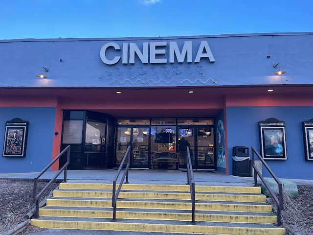 Surf Cinemas - Image 1