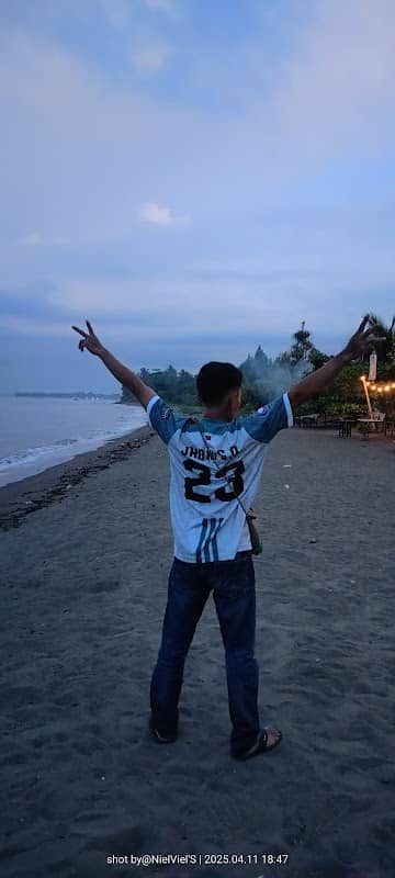 Mos Mos Beach - Image 2