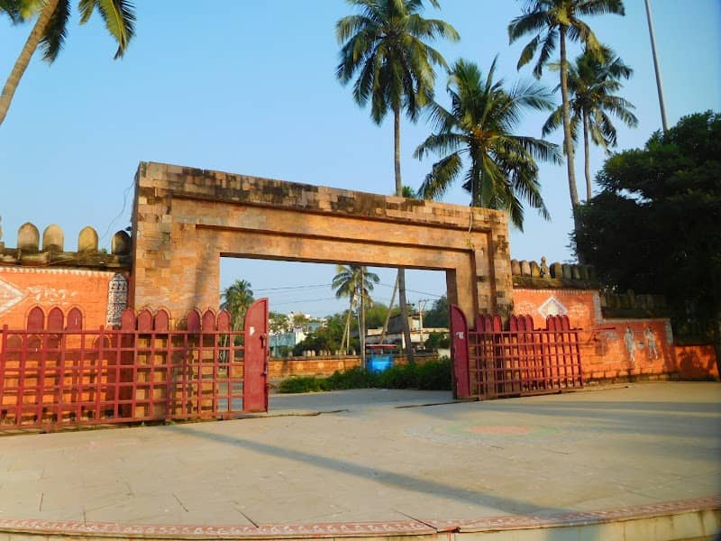 Urban Haat - Image 1