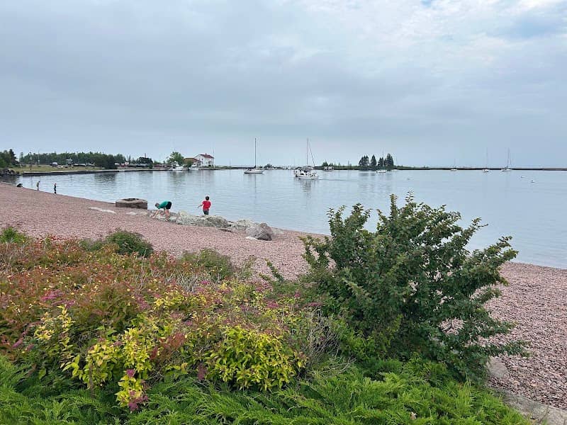 Harbor Park - Image 1