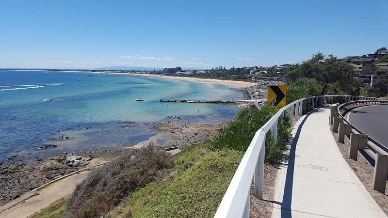Oliver's Hill Lookout - Image 2
