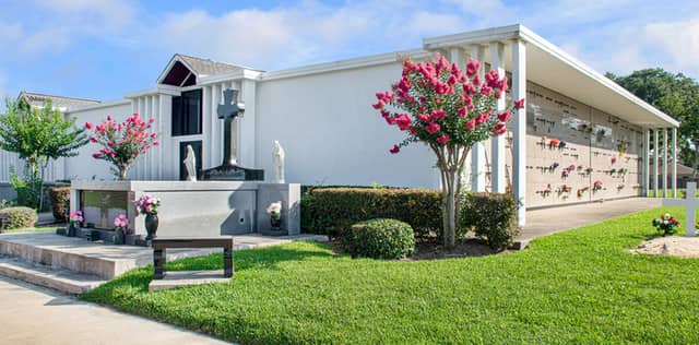 Greenlawn Memorial Park - Image 1