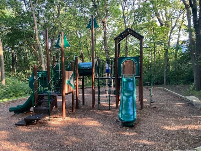 Lexington Park - Image 2