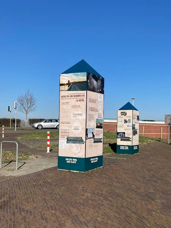 Informationsplatz zur Jann-Berghaus-Brücke - Image 3