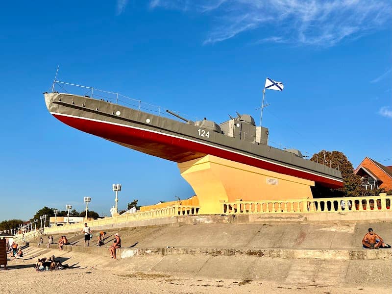 Monument to the sailors of the Azov flotilla - Image 1
