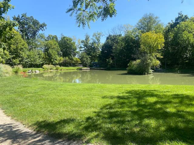 Pondview Park - Image 1