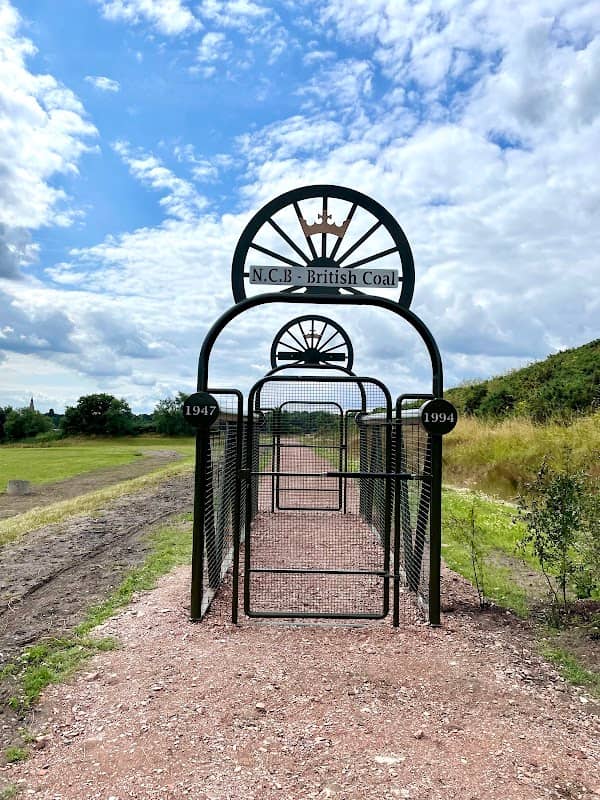 Thoresby Vale Country Park - Image 1