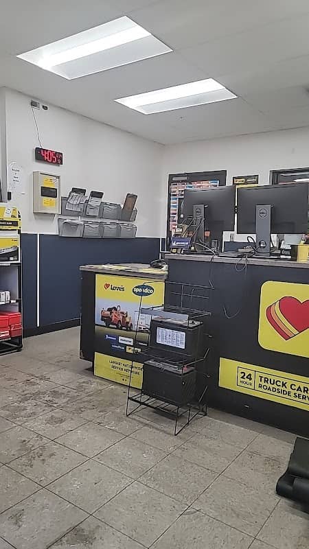 Dog Park at Love’s Travel Stops - Image 3