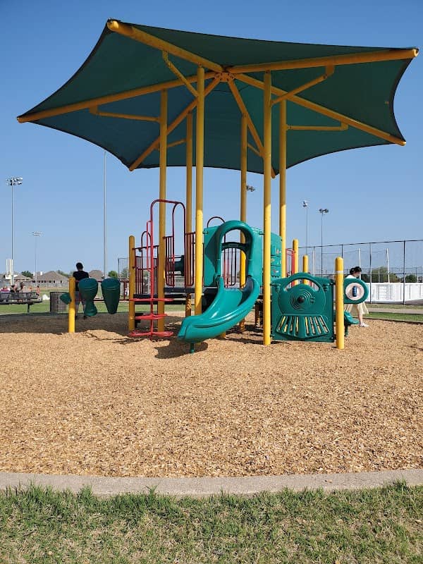 Mulberry Park - Image 1