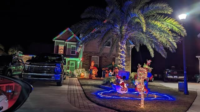 Sharman Family Light Show - Image 1