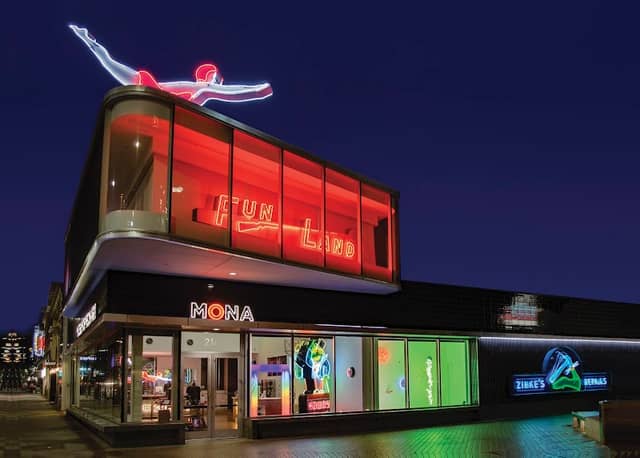 Museum of Neon Art - Image 5