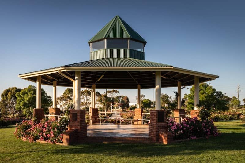 Mornington Botanical Rose Gardens - Image 1