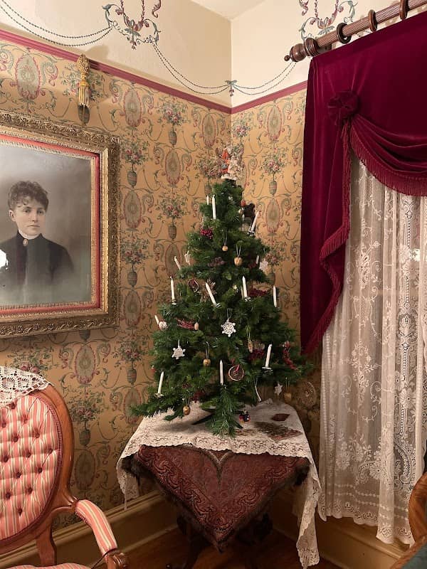 Hinsdale History Museum - Image 2