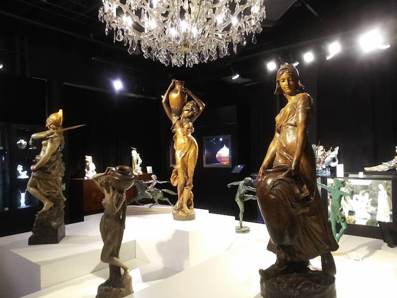Wiener Museum of Decorative Arts - Image 1