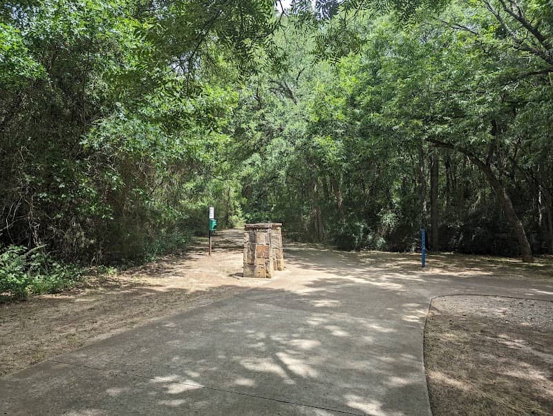 James McKnight Park East - Image 3
