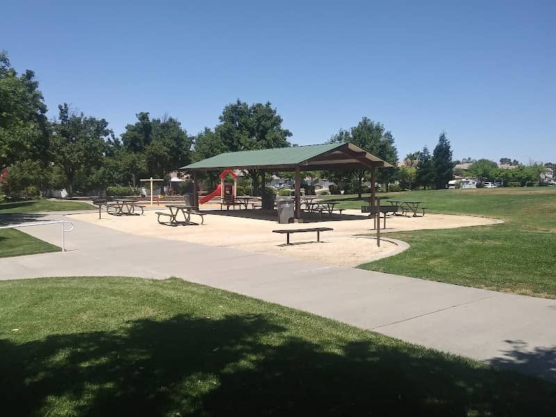 Ridgeview Park - Image 1