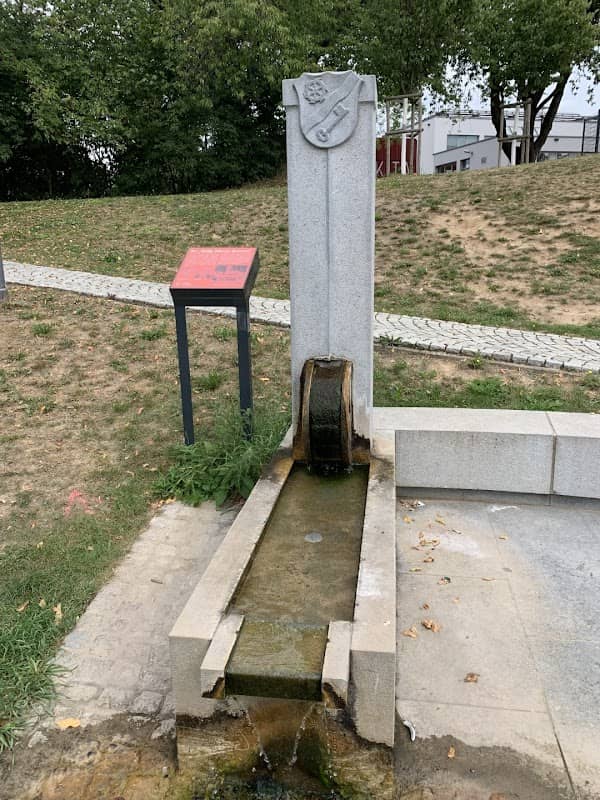 Heilig-Wiesen-Brunnen - Image 1