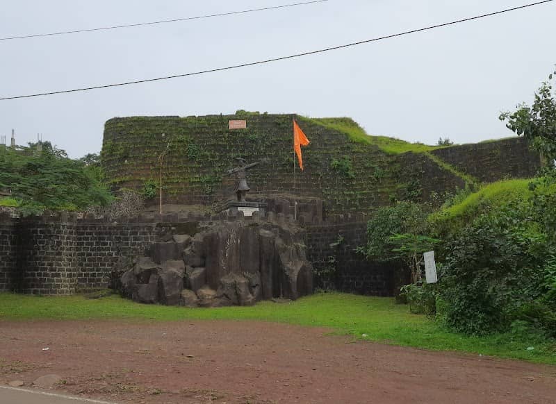 Valley View - Image 1