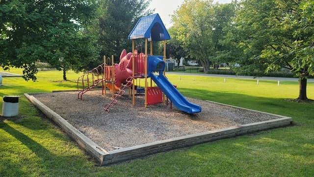 Edgewood Park - Image 2
