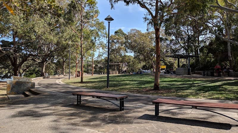 Como Pleasure Grounds - Image 2