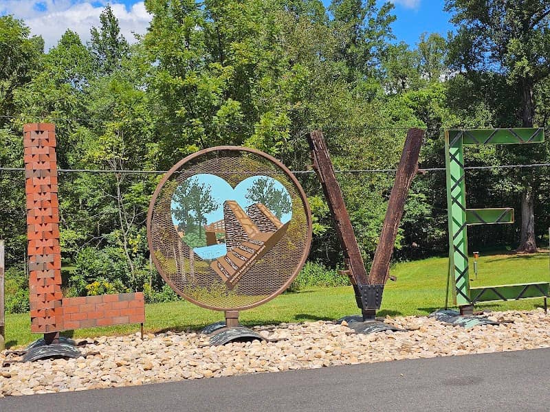 Pittsylvania Wayside Park - Image 1
