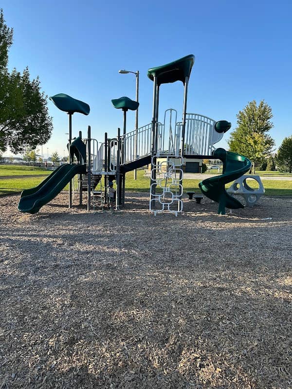 Meadow View Park - Image 1